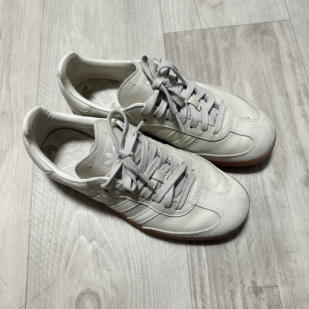 adidas Women's Cream and Gum Low-Top Sneakers